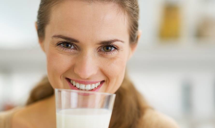 Los beneficios de tomar leche