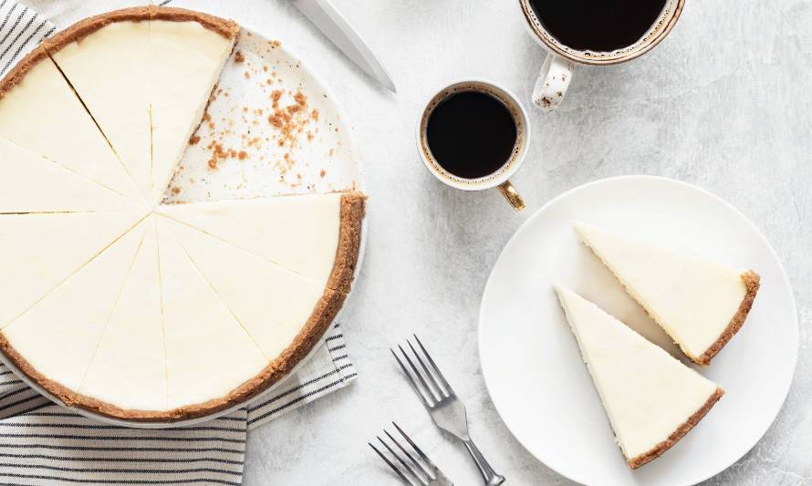Escasez de queso crema preocupa a los amantes del “Cheesecake”