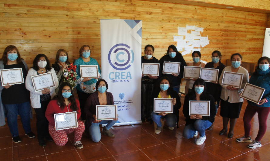 190 vecinos de Puerto Octay y Osorno finalizan cursos de capacitación gratuitos 