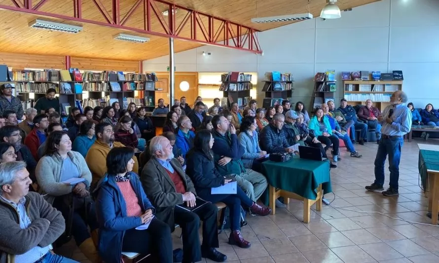 Expertos del INIA entregan recomendaciones para el control biológico de gusano blanco en praderas y en cultivos de Chiloé