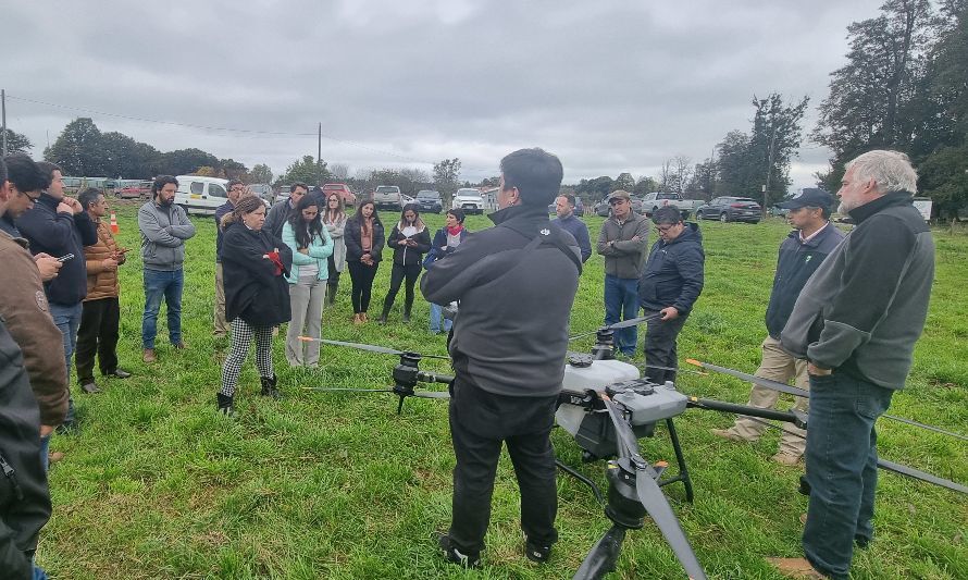 Realizan seminario sobre Agricultura Digital mediante el uso de drones