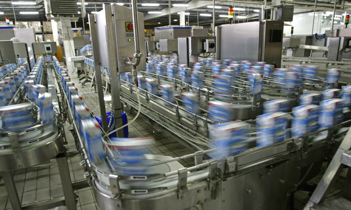 Productores de leche de la UE exigen reformas para el mercado