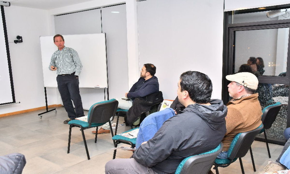 Veterquimica organiza seminario sobre nutrición profunda en pre parto