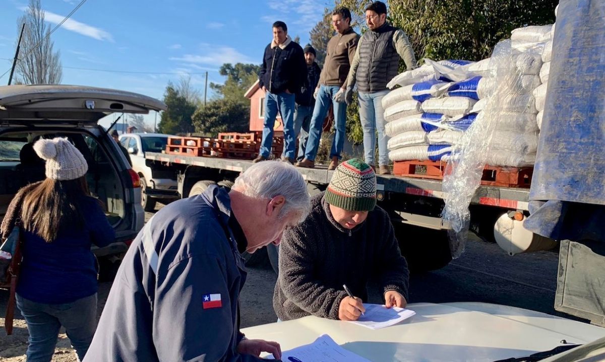 Minagri e INDAP entran en la etapa final de entregas de alimento animal para agricultores del Biobío