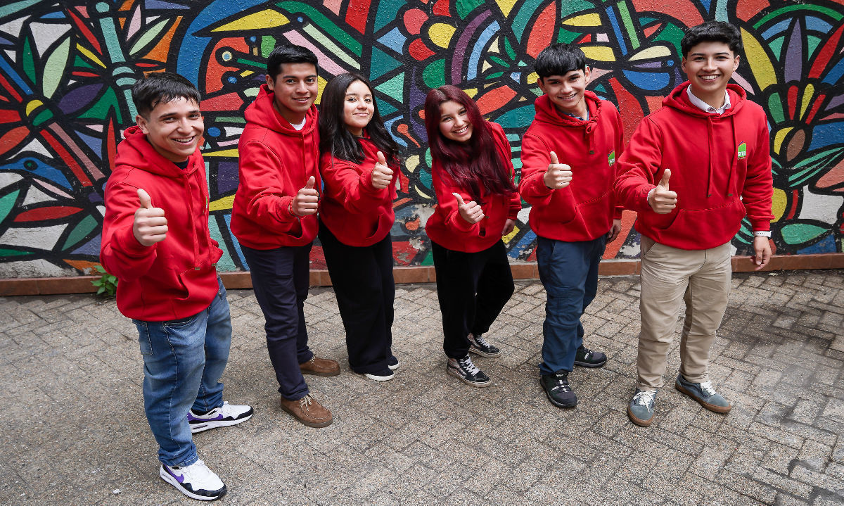 Conoce a los seis estudiantes de liceos agrícolas que realizarán prácticas profesionales en Estados Unidos