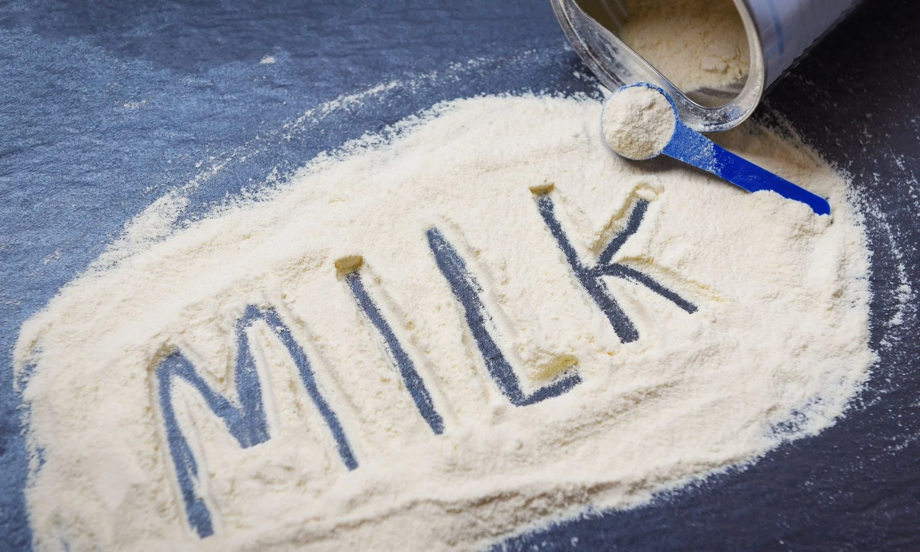 La leche en polvo lidera el IPC de los productos lácteos en abril